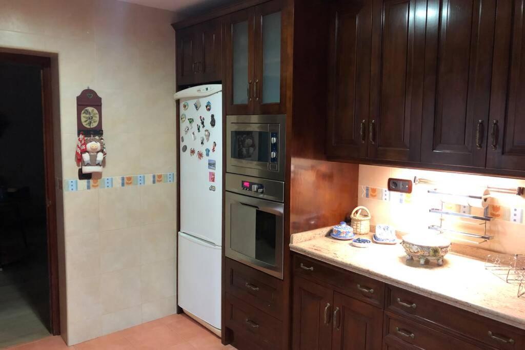 Casa En Granada Con Hermoso Jardin, Parking Calle Eksteriør bilde
